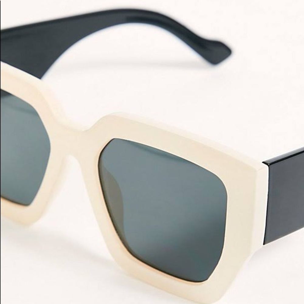 Bel Air black and white sunglasses